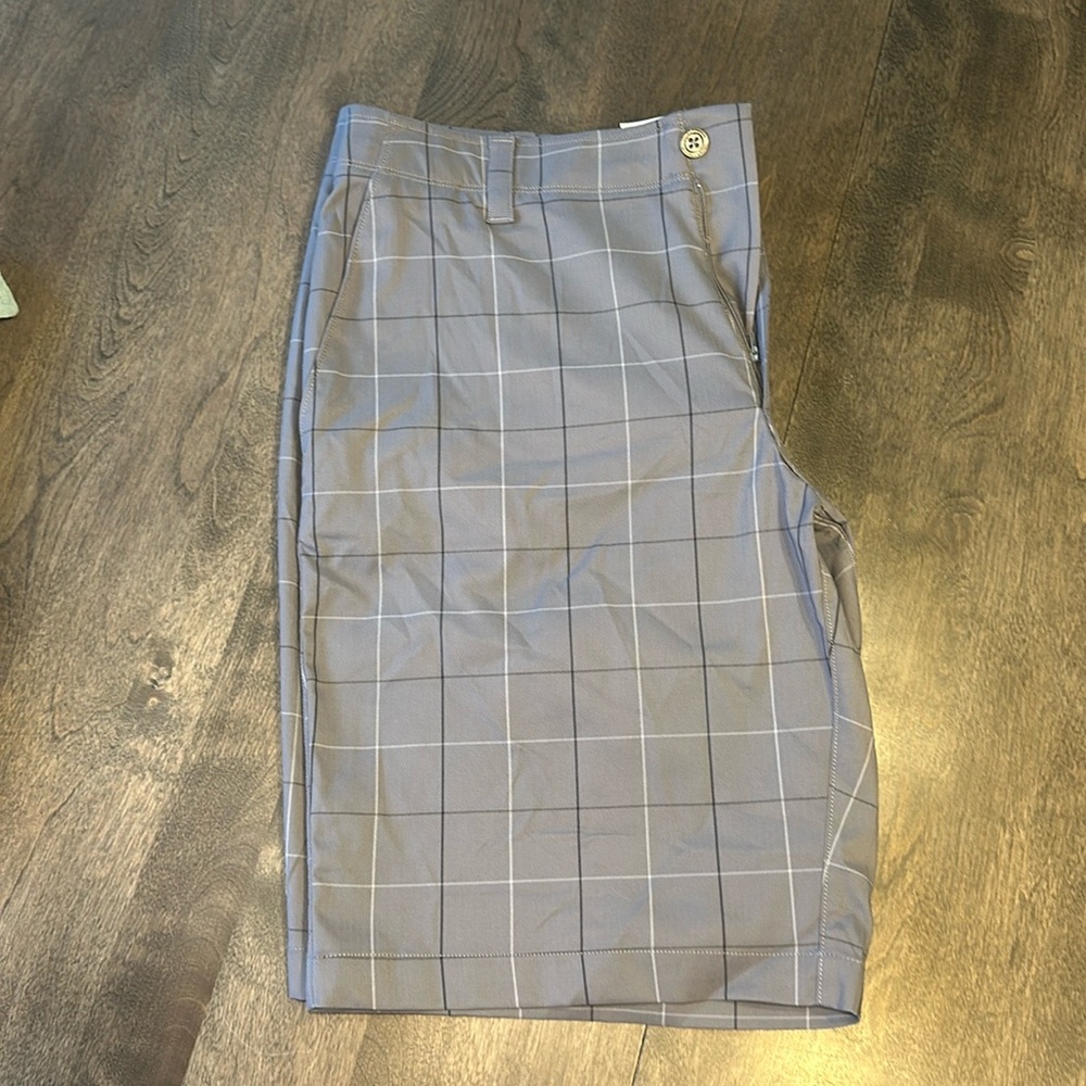 Under Armor Men’s Shorts NWOT